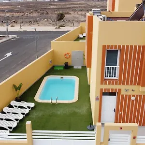Mariposas Pool Puerto del Rosario (Fuerteventura)